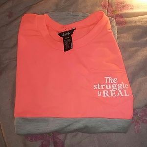 Long sleeve tee